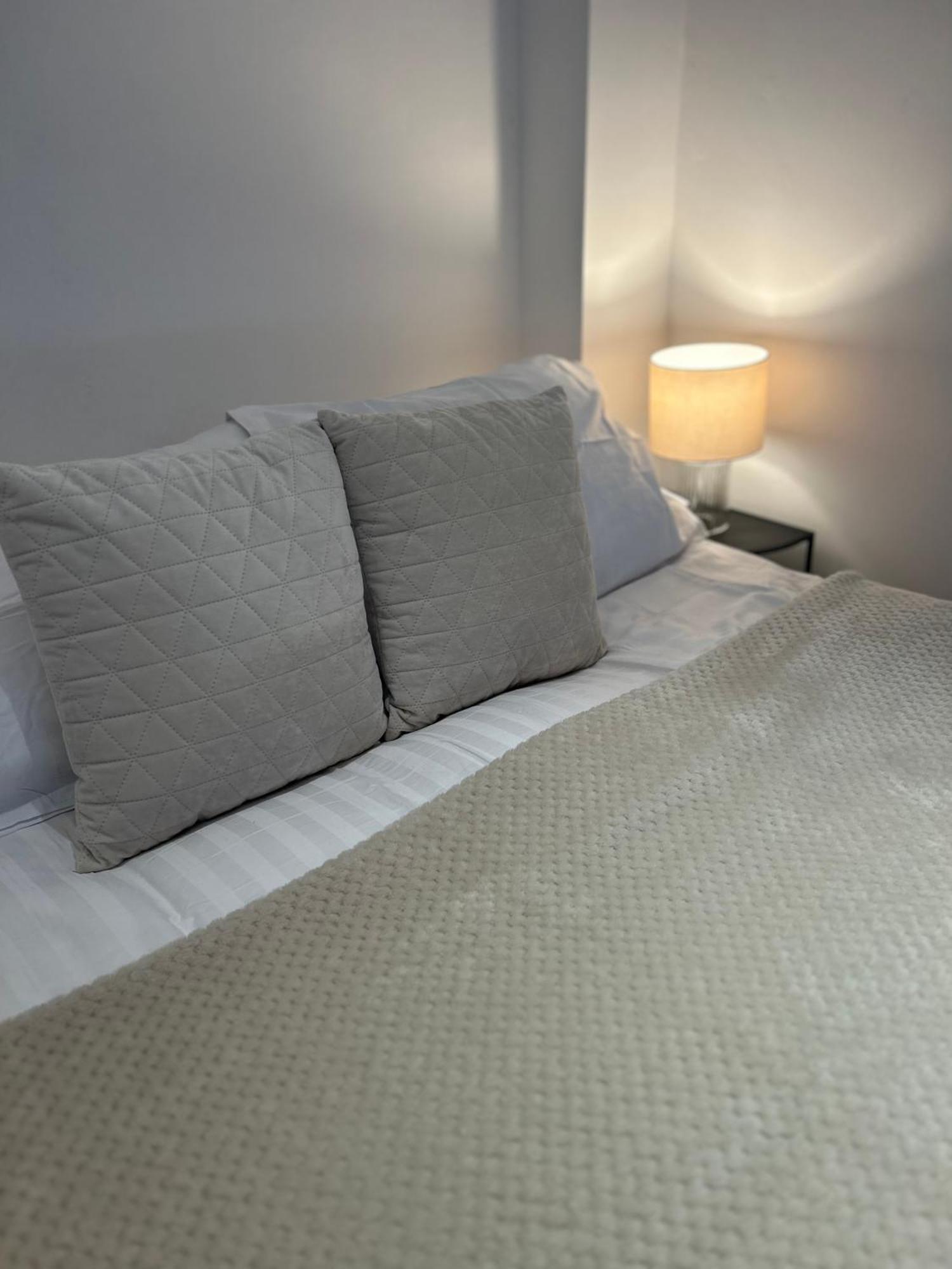 Stylish One Bedroom Apartment In The Heart Of Angel London Exterior photo